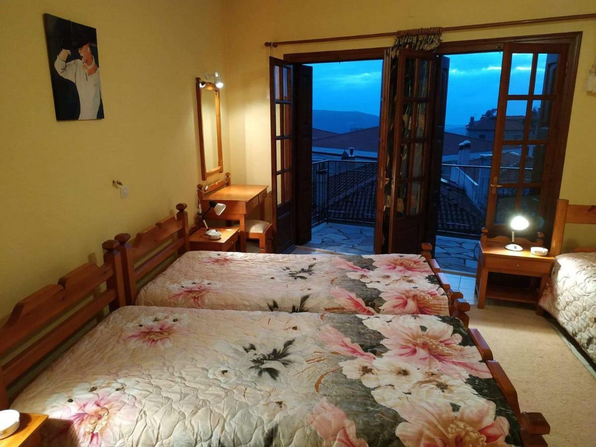 Piso Alonia Otel Arachova Dış mekan fotoğraf
