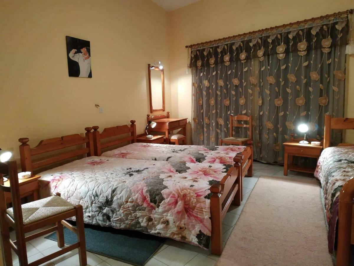 Piso Alonia Otel Arachova Dış mekan fotoğraf